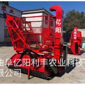 鍘草機(jī)